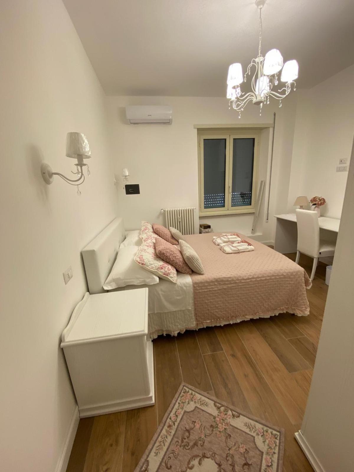 Suite Imperiale Colosseo Rzym Zewnętrze zdjęcie
